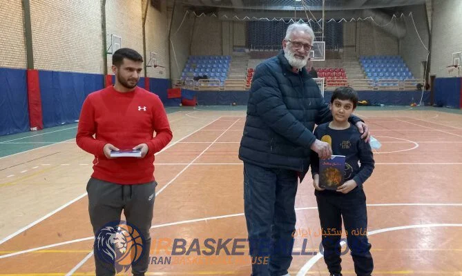 گزارش تصويرى رونمايى از كتاب جستارهايى در فلسفه، فرهنگ و ايده‌هاى بسكتبال