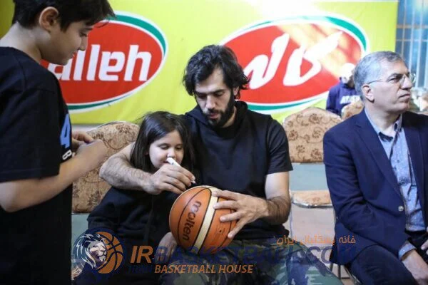 باشگاه ورزشی کاله 12 باشگاه ورزشی کاله