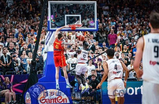 اسپانیا - فرانسه؛ فینال یوروبسکت 2022