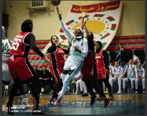 فینال لیگ برتر بسکتبال بانوان / تیم کردستانی 2 بر صفر پیش افتاد