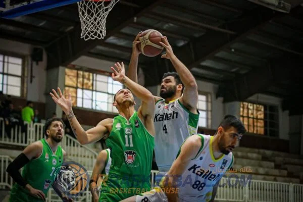 شهرداری و ذوب آهن یک گام رو به فینال